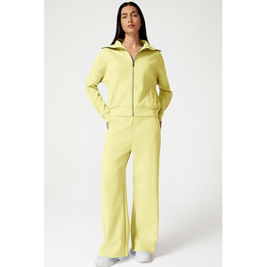 Ensemble de survêtement décontracté pour femme avec col en dentelle, veste à col montant et pantalon de jogging en mélange coton-polyester, touche féminine - Product Image 2
