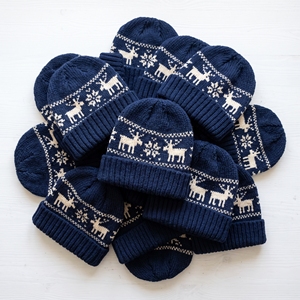 Gorro de punto con diseño de llave griega y puño laberíntico, color carbón, cálido para invierno, tipo gorro ajustado. Proveedor directo de fábrica, fabricante de gorros personalizados al por mayor. - Product Image 2
