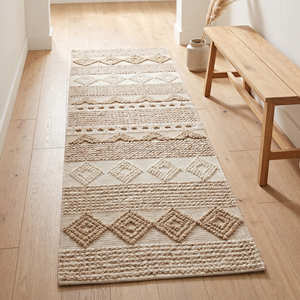 Tapis d'appoint en coton tissé à la main avec motif géométrique triangulaire pour chambre à coucher, entrée et décoration intérieure moderne - Product Image 3