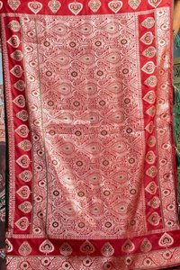 Drape <b>Yourself</b> in Elegance Make Every Moment Royal Indulge in Timeless Grace Saree Silk Nett Fabric Heavy Premium Soft Silk - Product Image 6