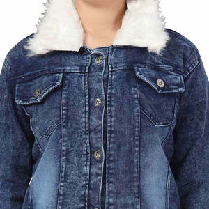 Veste en jean pour femme personnalisable en couleur et taille, en matière durable, avec manches longues et fourrure, très vendue, en fausse fourrure et denim. - Product Image 6