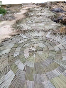 Panneaux de toit en feuille de palmier en paille naturelle tissés à la main, parfaits pour les cabanes tropicales et les centres de villégiature - Product Image 3