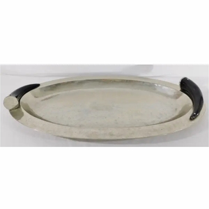 Plateau de service carré de luxe en acier inoxydable, plateau décoratif en métal pour aliments avec poignées en corne pour hôtels, restaurants et mariages - Product Image 2