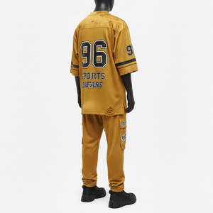 Ensemble haut et bas en jersey et pantalon en polyester premium pour homme, 200 GSM, respirant, couleur moutarde, streetwear, avec logo personnalisé, 2 pièces. - Product Image 5