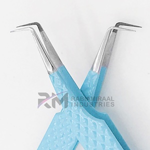 Pinzas RMI más vendidas con punta de fibra en forma de L para volumen, con punta plateada, agarre de diamante rosa, de acero inoxidable, antiestáticas para pestañas - Product Image 5