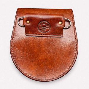 Premium Handmade Genuine Leather Day Sporran Scottish Highland Kilt Bag with <b>Toggle</b> Closure - Product Image 2