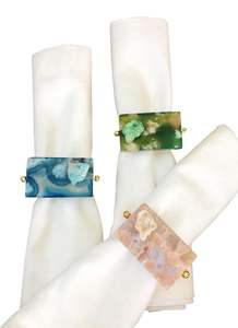 Porte-serviettes décoratifs en résine pour une expérience culinaire élégante, créant une présentation de table raffinée et stylée - Product Image 2