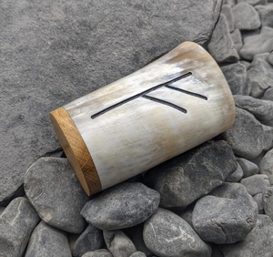 Taza de Cuerno Vikinga de Alta Demanda, Directa de Fábrica, Hecha a Mano con Materiales Orgánicos, para Clubes, Bares y Cafeterías - Product Image 2