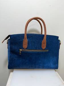 Sac fourre-tout RABADA pour femme en cuir de vachette bleu à poils, avec garniture en cuir véritable marron, bandoulière amovible, durable, idéal pour les mariages - Product Image 5