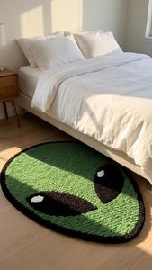 Alfombra Antideslizante de Lana Hecha a Mano, Diseño Verde Alien, Alfombra Suave de Felpa para Dormitorio Infantil y Decoración de Sala de Estar - Product Image 3
