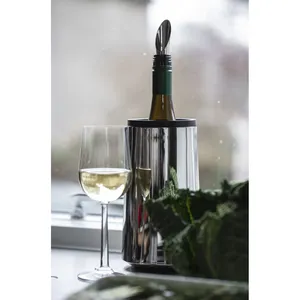 Refroidisseur à champagne personnalisé fait main avec logo pour cadeaux d'entreprise, branding hôtelier, fabrication sous marque privée – Design vertical martelé moderne - Product Image 3