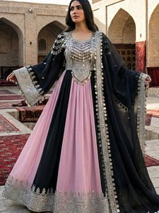 Robe afghane Kuchi pour femmes, style indien Banjara, couleur contrastée, coupe trapèze, broderie lourde, robes de mariage, best-seller - Product Image 3