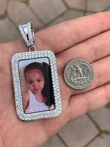 Colgante rectangular plateado con bisel de cristal para fotos, unisex, para regalo. - Product Image 1