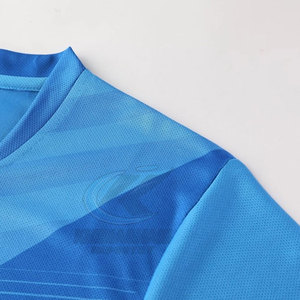 Camiseta de Fútbol para Hombre, Ligera, Transpirable, de Tela Veraniega, con Mangas Cortas, para Entrenamientos y Uso Casual - Product Image 3