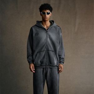 Wholesale Heavyweight Acid Wash 400gsm Blank Vintage <b>Style</b> Distressed Plain Casual <b>Spray</b> Fashion Oversized Zip-up Hoodie for Men - Product Image 1