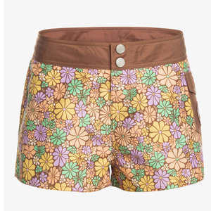 Short de bain pour femme, design personnalisé, vente en gros, attrayant, pour l'extérieur, avec poches, avec votre propre logo. - Product Image 1