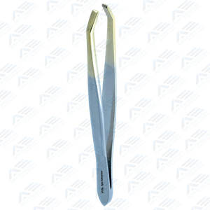 Pinzas para cejas con punta inclinada de acero inoxidable, herramienta de belleza de etiqueta privada para depilación precisa y aseo facial - Product Image 4