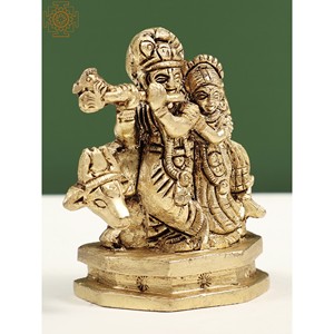 Petit Radha Krishna idole en laiton de 2 pouces fait à la main avec vache fabriquée en Inde Sculpture - Product Image 1