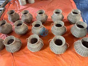 Vase en rotin tissé à la main élégant, panier décoratif naturel pour la maison, décoration durable pour la maison, vase en provenance du Vietnam - Product Image 5