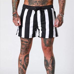 กางเกงขาสั้นแนวสตรีทฮิปฮอปลำลองคุณภาพสูงสำหรับผู้ชายพิมพ์โลโก้ตามสั่งระบายอากาศได้เอวยางยืดปักตกแต่ง - Product Image 1