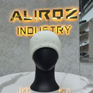 Rhinestone Design Beanie Cap-100% Acrylic Solid Street Style Outdoor Common Fit Breathable - Product Image 3