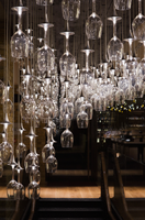 Éclairage de luxe de verre à vin bar à vin lampe à main en verre soufflé à LED éclairage de lustre en verre à vin pour bar restaurant hôtel
