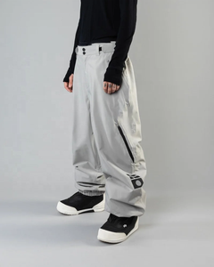 Pantalon de ski imperméable coupe ample, coupe-vent et thermique avec jupe de protection pour sports d'hiver en extérieur - Product Image 4