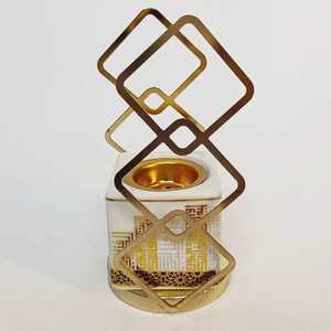 Quemador de Incienso Dorado con Base Cuadrada, Patrón Geométrico, Caligrafía Árabe, Estructura de Marco de Diamantes, Soporte Circular, Pieza Elegante - Product Image 1