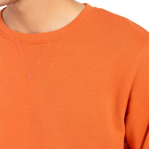 เสื้อสเวตเชิ้ตคอกลมแบบพื้นฐานสำหรับผู้ชาย ฤดูหนาว อุ่นสบาย บุขนด้านใน เสื้อพูลโอเวอร์ลำลอง สวมใส่สบาย ทรงปกติ เสื้อสเวตเตอร์ ODM ผ้าไม่ถักทอ - Product Image 4