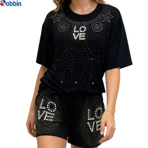 Ensemble 2 pièces personnalisé pour femme, nouvelle mode été, avec strass, short et haut, en coton et élasthanne respirant - Product Image 1