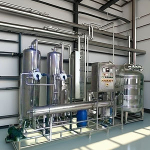 Installation de traitement de l'eau industrielle 3000 LPH SS RO pour le mélange de formulation cosmétique et les applications d'eau purifiée - Product Image 3