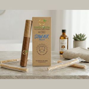 ไม้สีวัก (Siwak/Miswak) แพ็ค 12 ชิ้น เป็นมิตรต่อสิ่งแวดล้อม แปรงสีฟันแบบธรรมชาติ ช่วยทำความสะอาดฟันอย่างอ่อนโยน ให้ลมหายใจสดชื่น และเชื่อถือได้ - Product Image 1