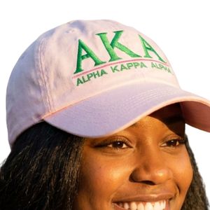 Gorra de Béisbol Ajustable de Algodón Rosa Bordada con la Línea AKA World Famous, Gorro de la Hermandad Griega para Eventos de Mujeres - Product Image 5
