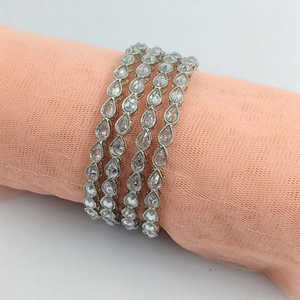 Ensemble de bracelets et de bracelets en pierre de cristal plaqué argent Collection de bijoux élégants et luxueux - Product Image 1