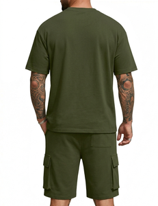 Conjunto de pantalones cortos para hombre, conjunto de 2 piezas, informal, estilo urbano, con bolsillos frontales, camisa y pantalones cortos, chándal para hombre, para uso en interiores y exteriores. - Product Image 2