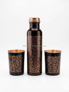 Elegante juego de botellas de agua de cobre con diseño de pavo real, estilo oriental, con beneficios para la salud, ideal para regalos y decoración del hogar. - Product Image 4
