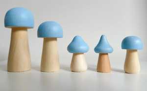 Centre de table de Noël en forme de champignon en bois, fait main, écologique, de haute qualité, décoration de table, accent cottagecore pour la maison, forme personnalisée - Product Image 3