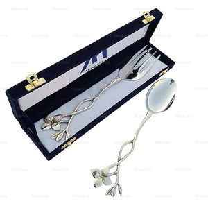 Juego de Cuchara y Tenedor de Té con Diseño de Flor Plateada, Mango Largo, Acabado Espejo, Regalo de Boda, Cubertería Creativa - Product Image 2