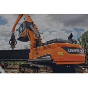 Compact Used Yellow Digger with 360 Degree Rotation and Precision Pilot Controls for Residential Utility Maintenance - Product Image 5