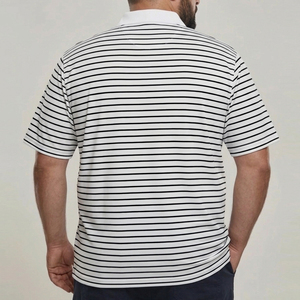 เสื้อโปโลลายทางไซส์ใหญ่สำหรับผู้ชาย ผ้าโพลีเอสเตอร์ผสมคอตตอน 100% ปกคอพับ เสื้อยืดโปโลแฟชั่นสตรีทฤดูร้อนสำหรับผู้ชาย - Product Image 2