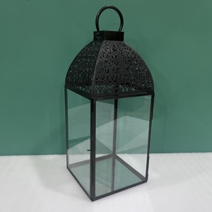 โคมไฟเหล็กและแก้วลายสลักสำหรับตกแต่งบ้าน - Product Image 5