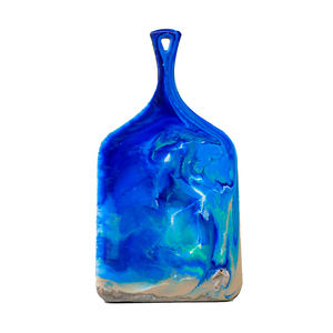 Tabla de Quesos de Resina y Madera Pulida a Mano, Diseño del Fabricante, Tabla de Cortar para Uso en la Cocina - Product Image 1