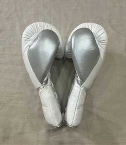 ถุงมือชกมวยหนังวัวแท้ Fly SuperLace Pro Fight Sparring Training, ถุงมือชกมวยสี ขนาด และโลโก้แบบกำหนดเองได้ - Product Image 5