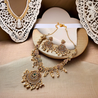 Colliers en laiton plaqué mat antique Festival et bijoux de mode avec pierres de zircon directement du fournisseur d'exportation indien