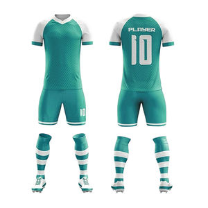 ชุดเสื้อฟุตบอลและกางเกงขาสั้นแบบ OEM สั่งทำได้ พร้อมบริการสกรีนลายแบบ Sublimation ชุดฟุตบอลน้ำหนักเบา ระบายเหงื่อได้ดี สำหรับทีมกีฬา - Product Image 4