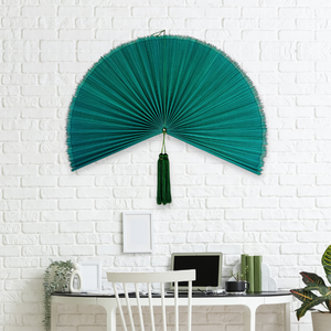 Éventail en bambou vert émeraude avec pompon, style bohème vintage, décoration pour chambre et salon, éventail mural en bambou pour tête de lit, fabriqué au Vietnam - Product Image 2