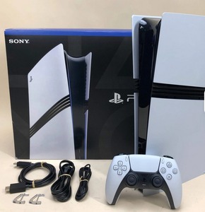 CONSOLE DE JEU PS5 Pro 2TB EN PROMOTION avec 5 jeux et une manette supplémentaire - Product Image 2