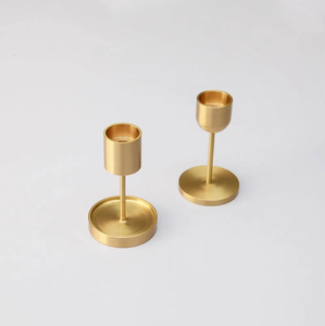 Support à bougies en laiton Royal Design, couleur or, haute qualité, décoratif pour la maison, avec personnalisation possible. - Product Image 3