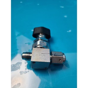 FUJIKIN C.NO.076776 Utilisé comme pièce détachée pour équipement semi-conducteur d'occasion - Product Image 6
