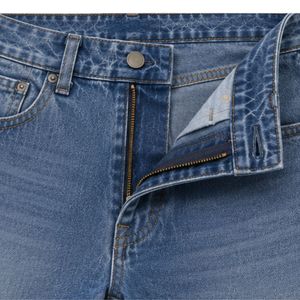 Shorts en jean pour homme bleu moyen personnalisés, coupe droite, ourlet brut, imprimés, en coton, décontractés, été, logo personnalisé, OEM, vente en gros - Product Image 6